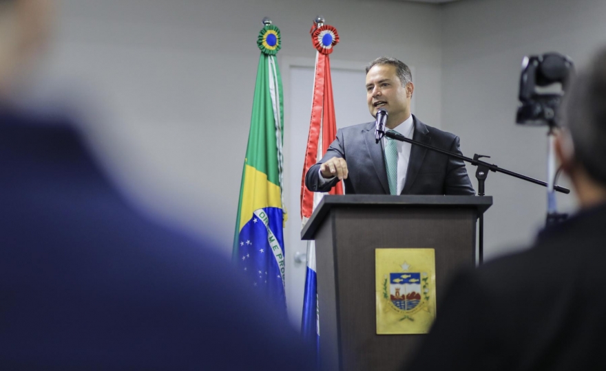 Governador anuncia antecipação do 13º salário de todos os servidores estaduais para 10 de novembro